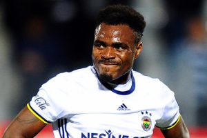 Denizlispor, Emenike'yi renklerine bağlıyor