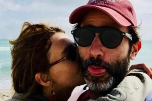 Tuba &Uuml;nsal sevgilisiyle tatilde
