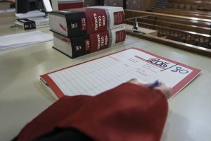 Eski Danıştay &uuml;yesine FET&Ouml;'den 7,5 yıl hapis