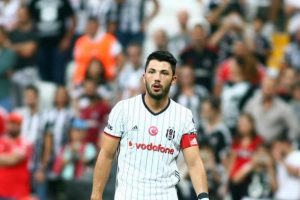 Tolgay i&ccedil;in Almanya bekleniyor