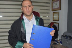 Klas&ouml;r silah sayıldı, avukat cezaevine alınmadı