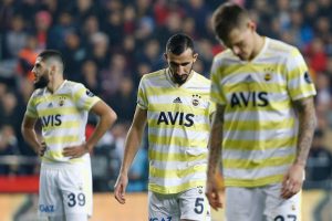 Fenerbah&ccedil;e'den son 15 yılın en k&ouml;t&uuml; galibiyet y&uuml;zdesi