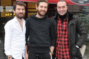 G&ouml;rkem Sevindik: Yemek eşliğinde dostlarla sohbet ettik