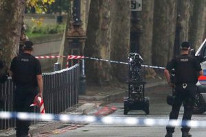 İngiltere ABD'den bomba imha uzman robot aldığını duyurdu