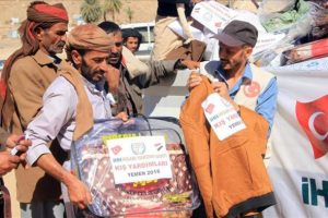 İHH Yemenli bin 150 aileye kış yardımı yaptı