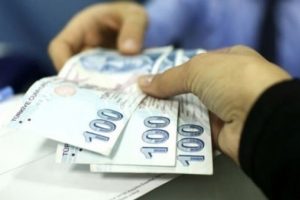 Yarış emekliye yaradı! 600 liraya y&uuml;kseldi