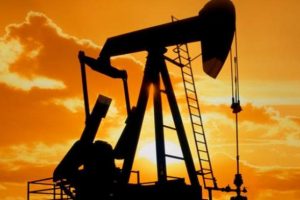 Petrol fiyatları ABD a&ccedil;ıklamalarıyla y&uuml;kseldi