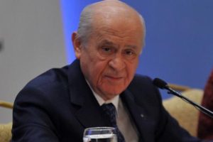 MHP lideri Bah&ccedil;eli, Mehmet Akif Ersoy'u &ouml;l&uuml;m yıl d&ouml;n&uuml;m&uuml;nde andı