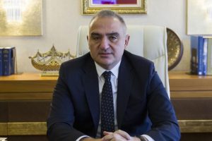 K&uuml;lt&uuml;r ve Turizm Bakanı Ersoy: Bakanlığın tanıtım b&uuml;t&ccedil;esi fona devredilecek
