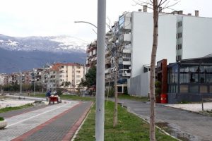 Bursa'da tek katlı kafe, '3 katlı' gibi g&ouml;sterilip imar barışı başvurusu yapıldı iddiası
