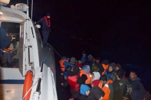 59 d&uuml;zensiz g&ouml;&ccedil;men yakalandı