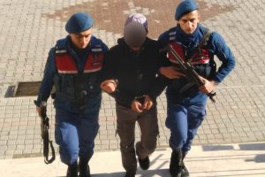 Annesini &ouml;ld&uuml;r&uuml;p jandarmaya kayıp ilanı vermiş