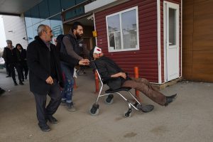 Bursa'da kaldırımda d&uuml;şen kişi kanlar i&ccedil;inde kaldı