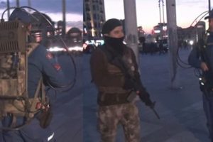 Taksim Meydanı'nda drone savar'lı &ouml;nlem