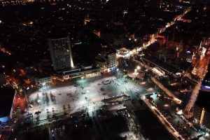 Yılbaşı kutlamaları &ouml;ncesi herkes oraya akın etti!