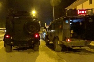 Ter&ouml;ristler yılbaşı gecesini bahane ederek sınırda silah sıktı