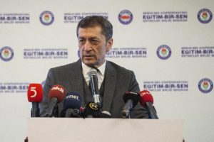 Bakan Sel&ccedil;uk'tan o iddialara yalanlama