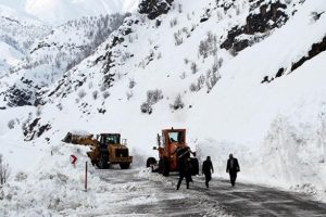 T&uuml;rkiye genelinde kar yağışı etkili olmaya devam ediyor