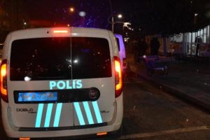 Kavgada bı&ccedil;aklanan 18 yaşındaki gen&ccedil; &ouml;ld&uuml;