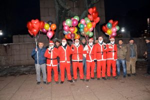 Palya&ccedil;o kılığındaki polisler, 6 su&ccedil;tan aranan ş&uuml;pheliyi yakaladı