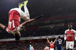 Tottenham ve Arsenal rahat kazandı