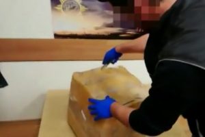 Kargo şirketine uyuşturucu operasyonu