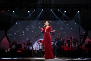 Linet'in yılbaşı maratonu Kıbrıs'ta bitti