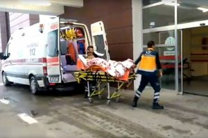 Sobaya k&ouml;m&uuml;r atıp uyuyan 5 kişilik aile hastanelik oldu