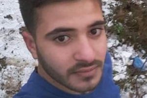 Askere gidecekti, motosikletle kamyonete &ccedil;arparak &ouml;ld&uuml;