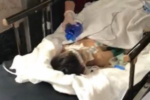 6 yaşındaki oğlunu hastanelik etti!