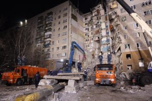 Rusya'daki &ccedil;&ouml;ken binada &ouml;l&uuml; sayısı 21'e &ccedil;ıktı