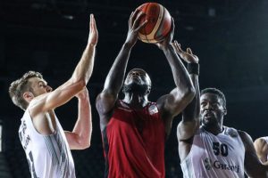 Gaziantep Basketbol'da James'le yollar ayrıldı