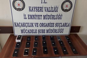 Ka&ccedil;ak cep telefonu satışına 2 g&ouml;zaltı