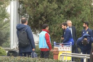Fenerbah&ccedil;e devre arası kampı i&ccedil;in Antalya'ya gitti