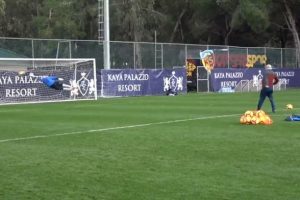 Hikmet Karaman, kalecileri olduk&ccedil;a zorladı!