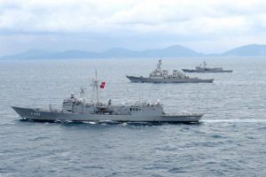 T&uuml;rkiye ve ABD'den Doğu Akdeniz'de ortak eğitim