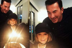 Filiz Akın 76'ncı yaşını kutladı