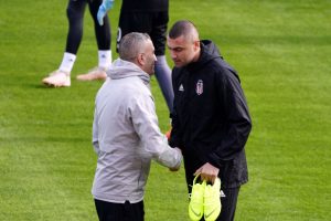 Burak Yılmaz Beşiktaş'ta ilk antrenmanına &ccedil;ıktı