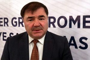 T&uuml;rkiye G&uuml;reş Federasyonu Başkanı Bursa'da: "Hedefimiz 5 madalyanın altına d&uuml;şmemek"