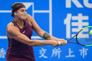 Maria Sharapova &ccedil;ekildi, Aryna Sabalenka turladı!