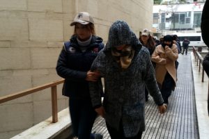 Bursa'da yakalanan Fransız vatandaşı 3 kadın hakim karşısında