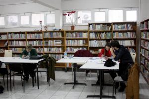 Kadık&ouml;y'&uuml;n kapısı 24 saat a&ccedil;ık k&uuml;t&uuml;phanesi