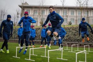 Kasımpaşa, g&uuml;n&uuml;n ilk antrenmanını yaptı!