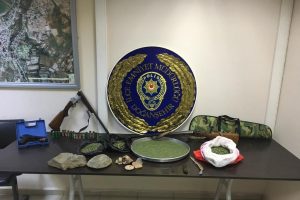 1.5 kilogram uyuşturucu ele ge&ccedil;irildi