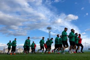Bursaspor'da Lima ve Sakho kampa katıldı