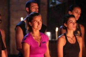 Survivor Ezgi Avcı nişanlandı