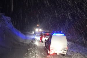 Hastanın imdadına paletli ambulans yetişti