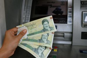 İran banknotlardan 4 sıfır atmaya hazırlanıyor
