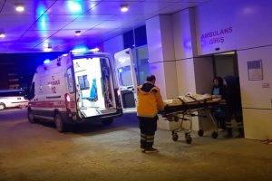 Tartıştığı oğlunu pompalı t&uuml;fekle vurdu