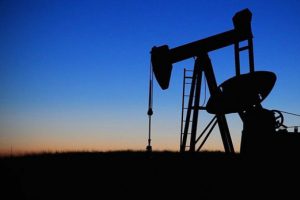 Brent petrol&uuml;n varili 57,87 dolar